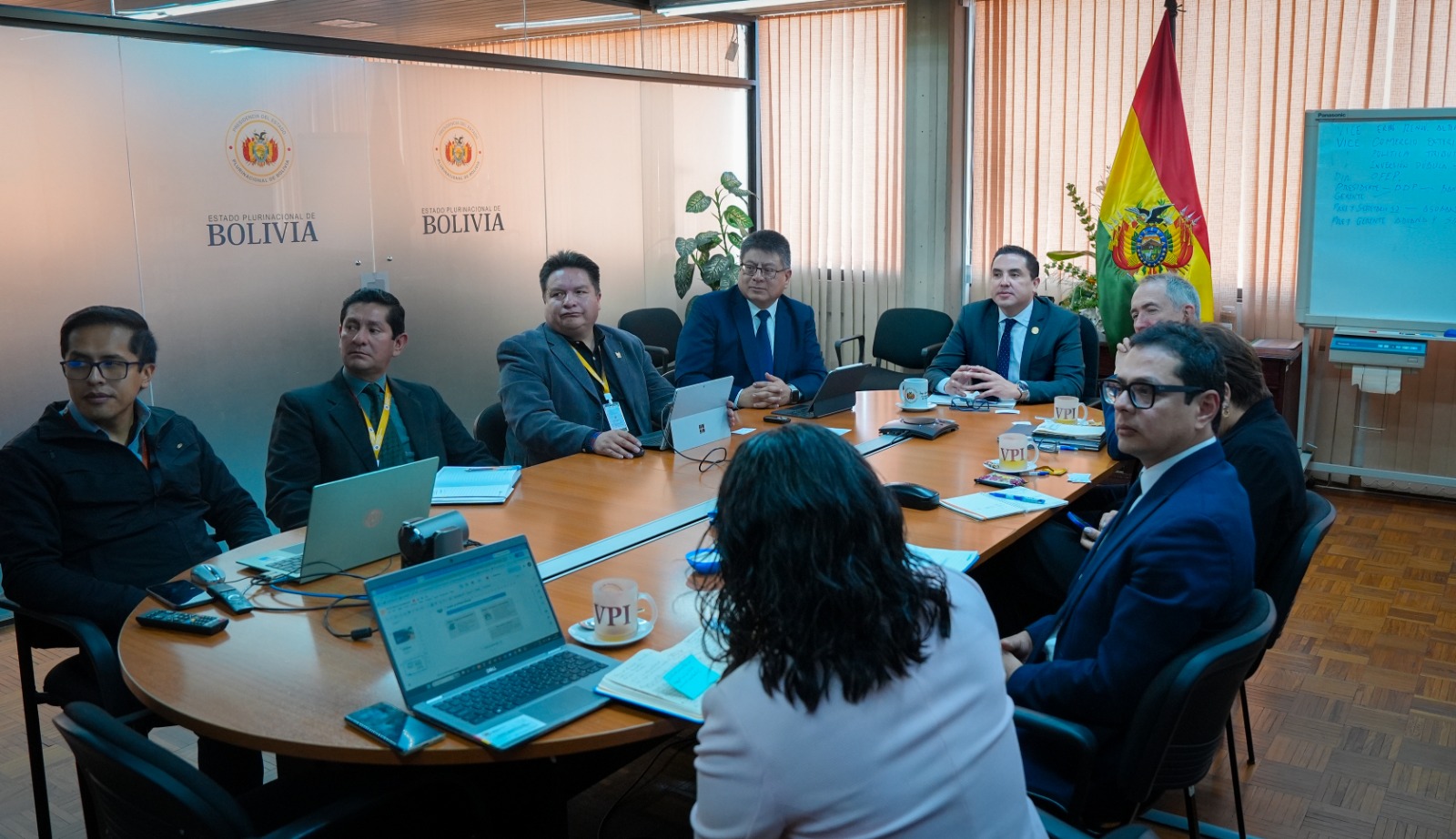 Acuerdo de cooperación para fortalecer capacidades exportadoras